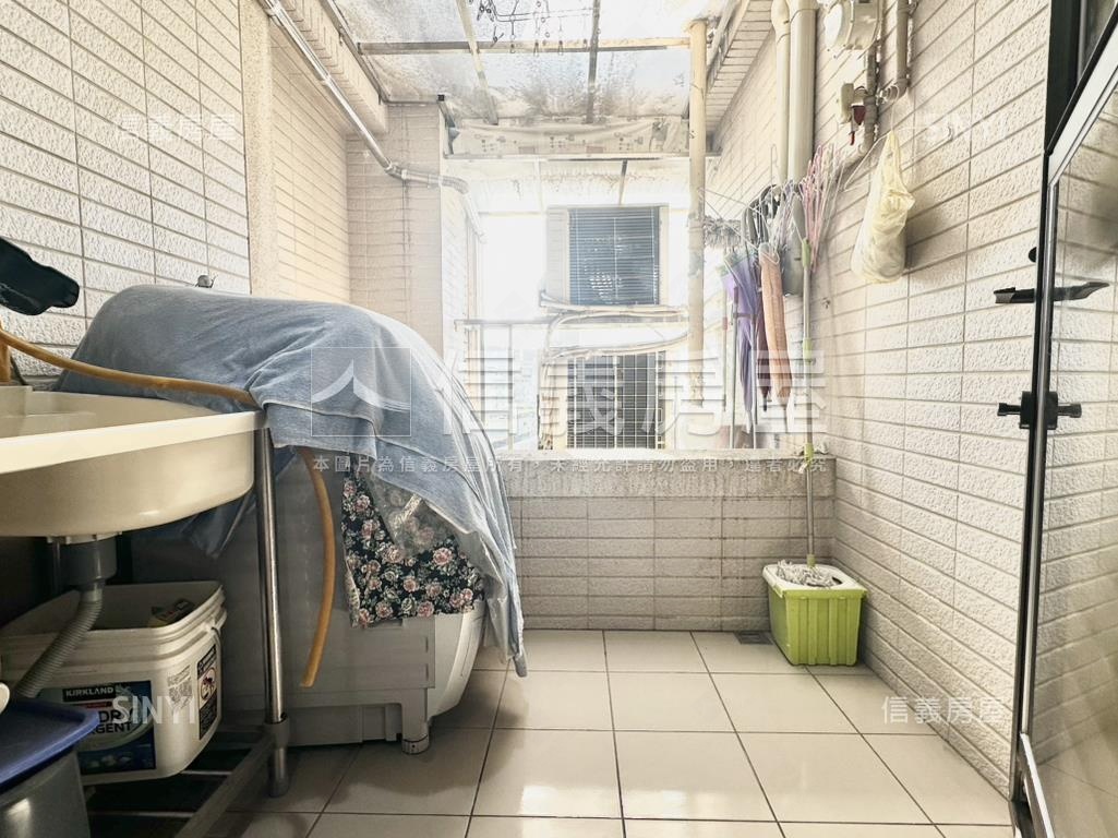 稀有釋出金璽樂曲三房雙車房屋室內格局與周邊環境