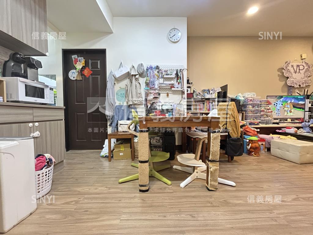 知名社區當鄰居溫馨三房房屋室內格局與周邊環境