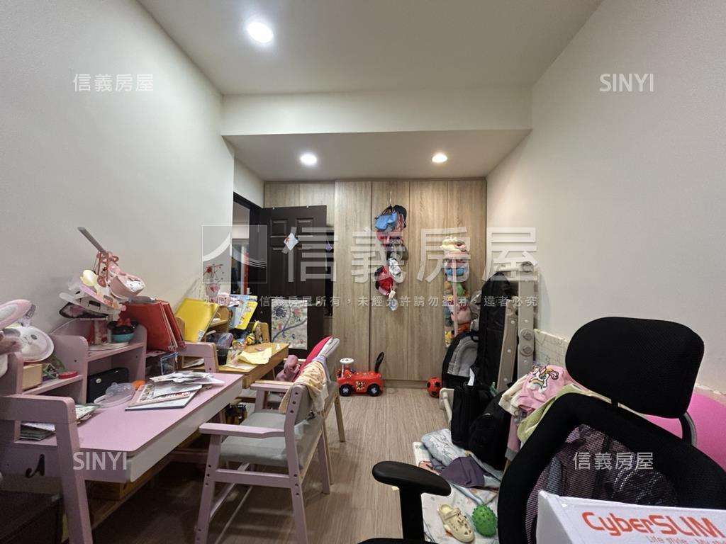 知名社區當鄰居溫馨三房房屋室內格局與周邊環境