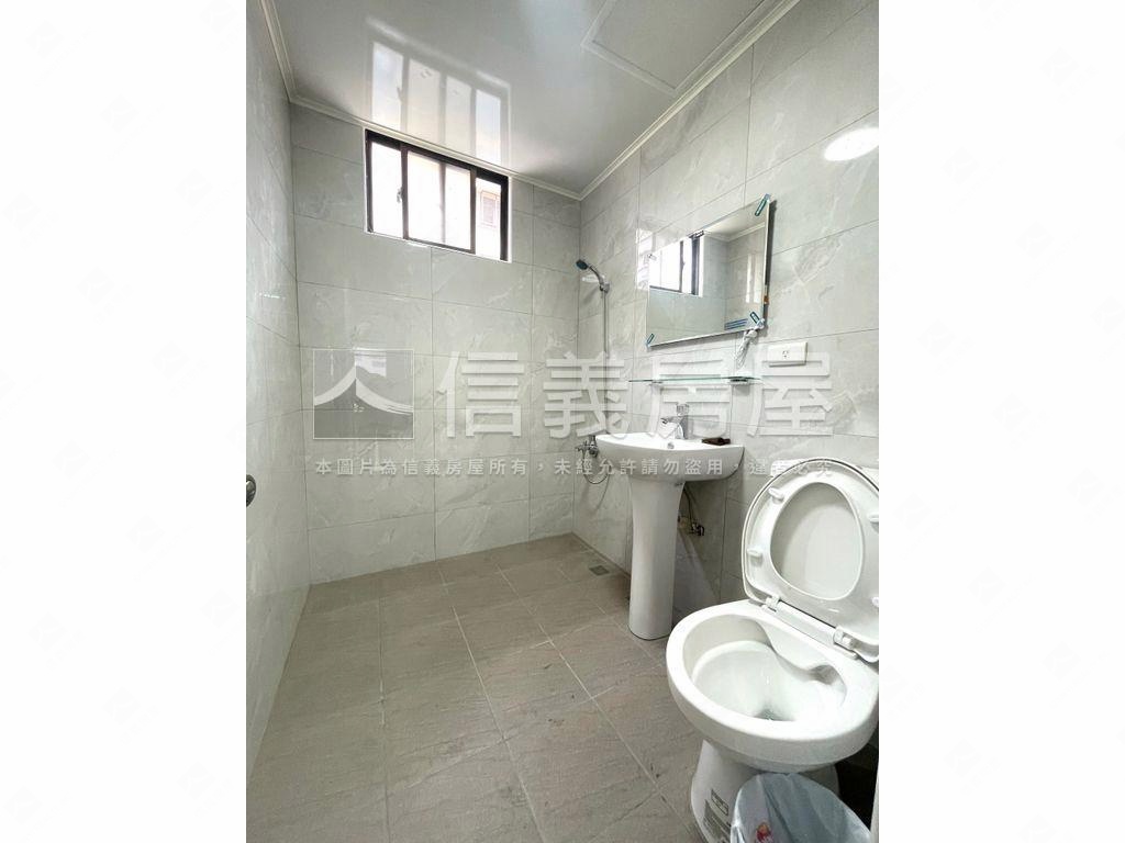 太子向陽樓三房車位房屋室內格局與周邊環境