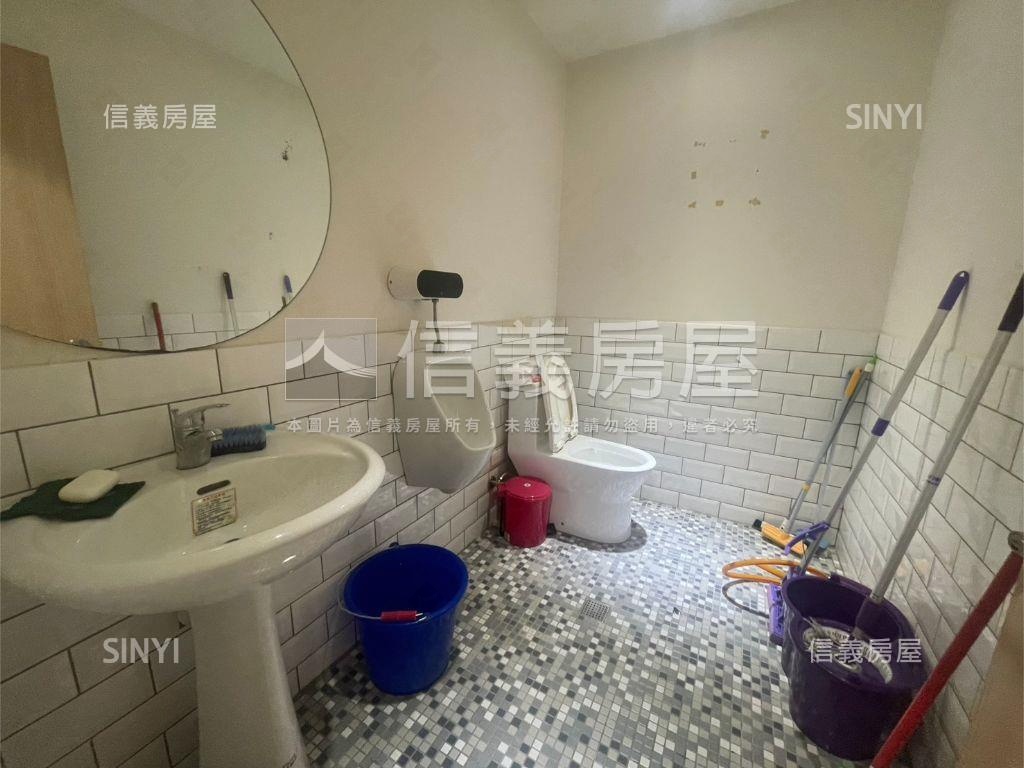 復興微風百貨旁正馬金店面房屋室內格局與周邊環境