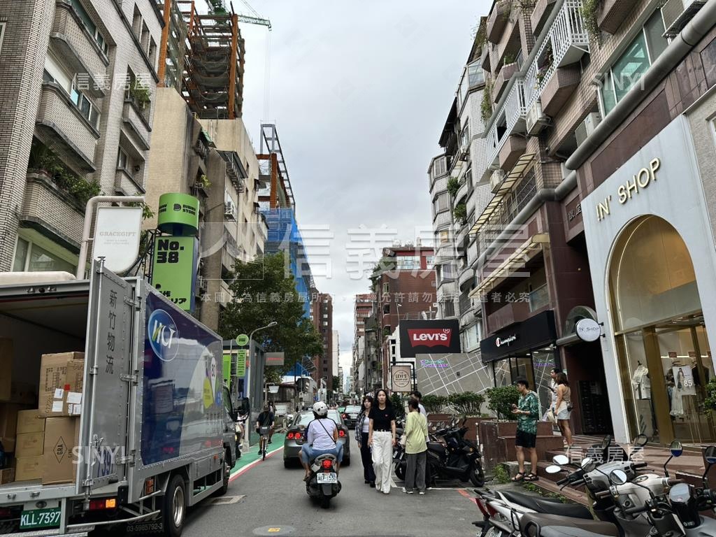 忠敦捷運東區核心店王房屋室內格局與周邊環境