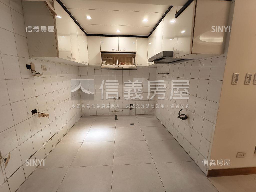 天母行義１７０獨棟別墅房屋室內格局與周邊環境