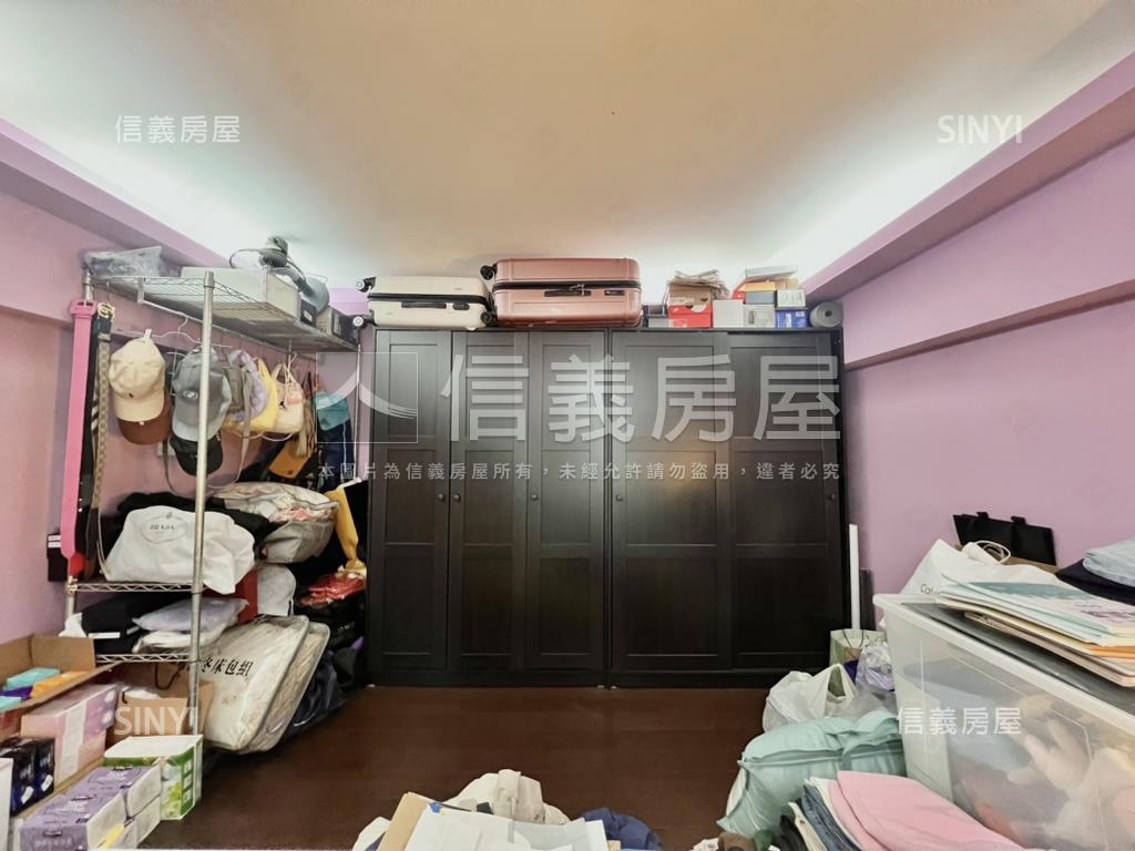 采舍新世界Ｂ區房屋室內格局與周邊環境
