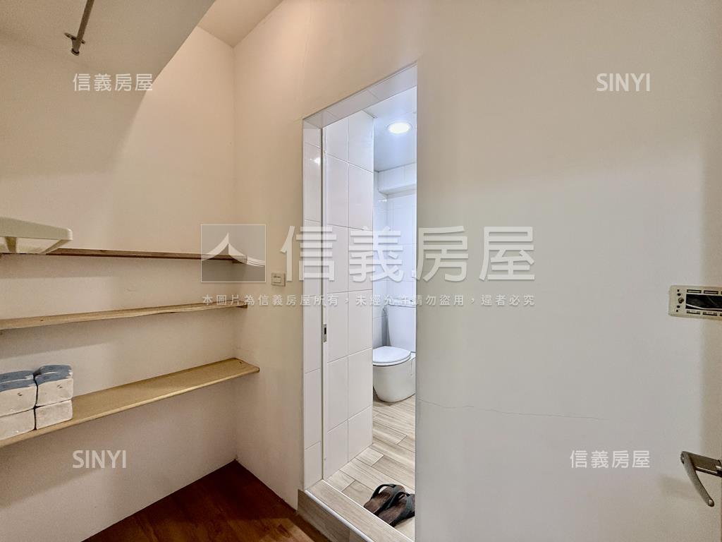 陽光巴里島樹海２房平車房屋室內格局與周邊環境