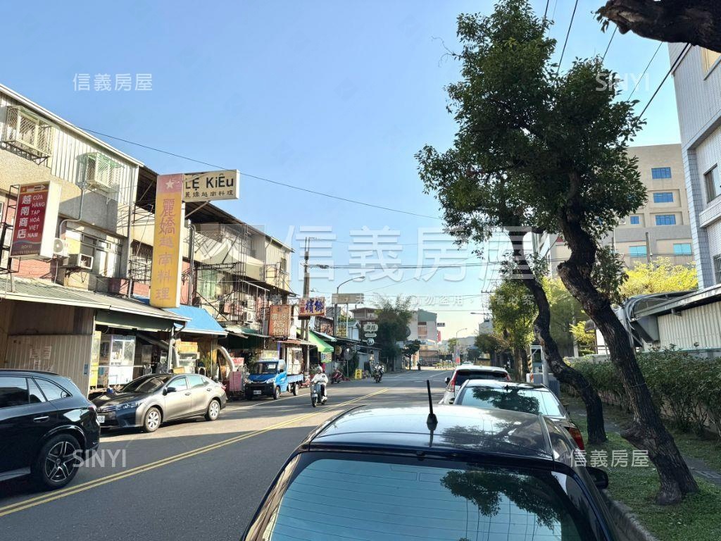 全新６套房電梯別墅Ａ２房屋室內格局與周邊環境