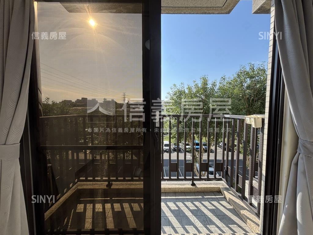 捷運芝山站．樹景三房車房屋室內格局與周邊環境