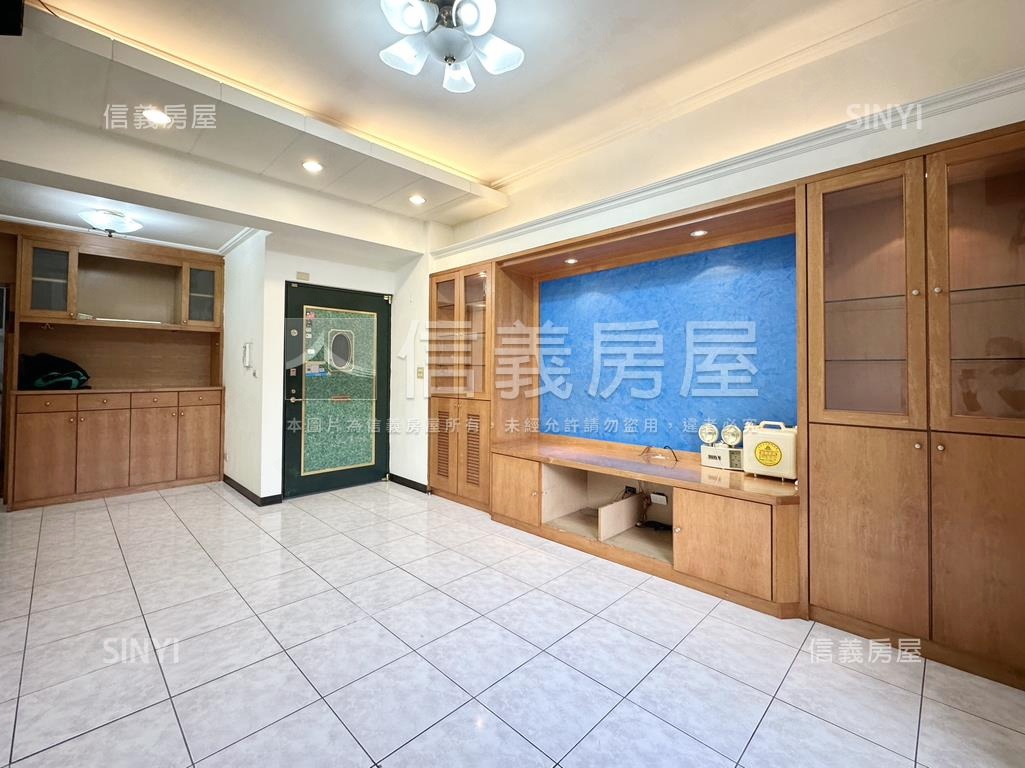 公園樹海三房平面車位房屋室內格局與周邊環境