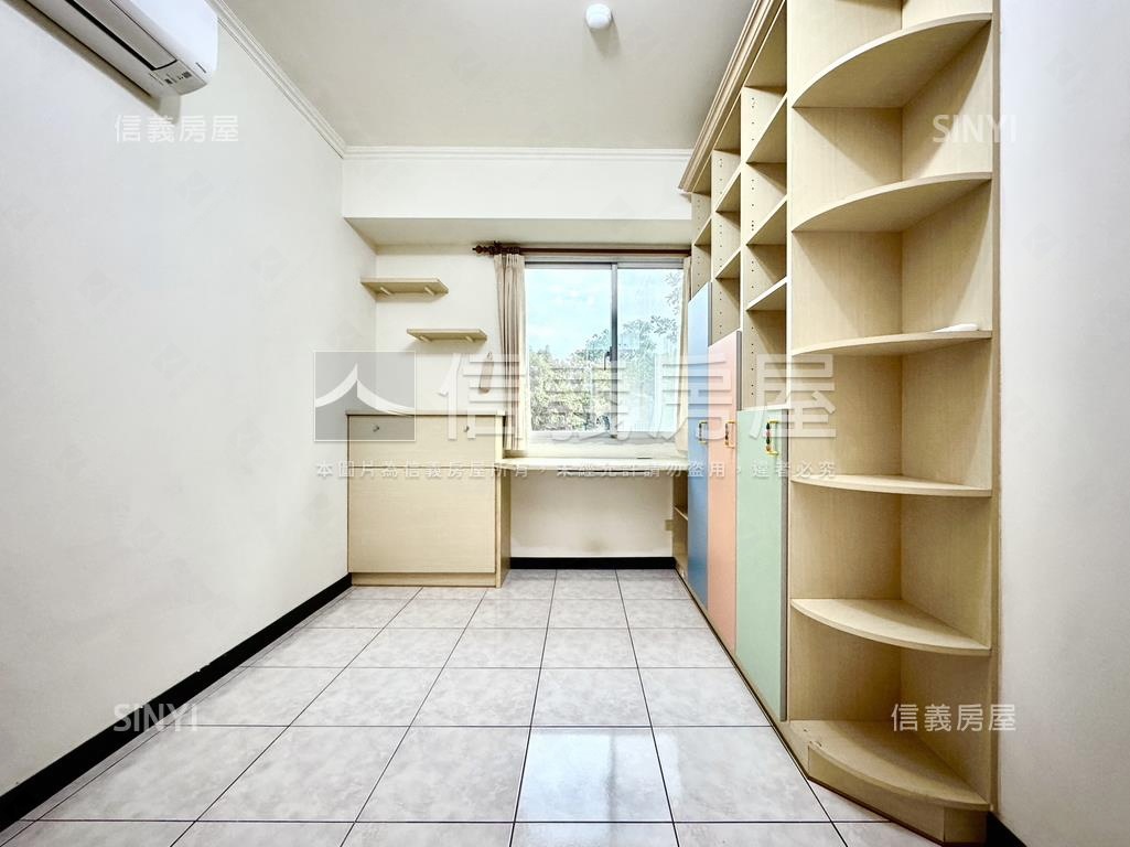 公園樹海三房平面車位房屋室內格局與周邊環境