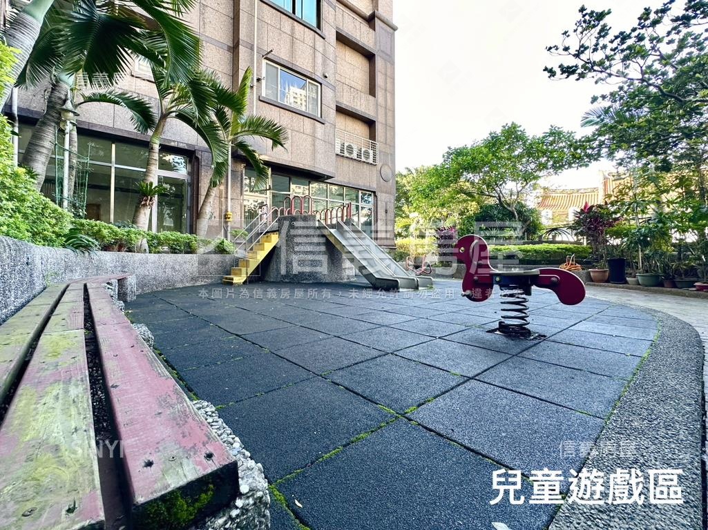 公園樹海三房平面車位房屋室內格局與周邊環境