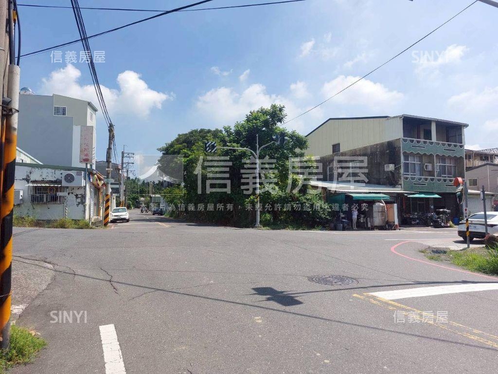 稀！大內約３０坪角窗店地房屋室內格局與周邊環境