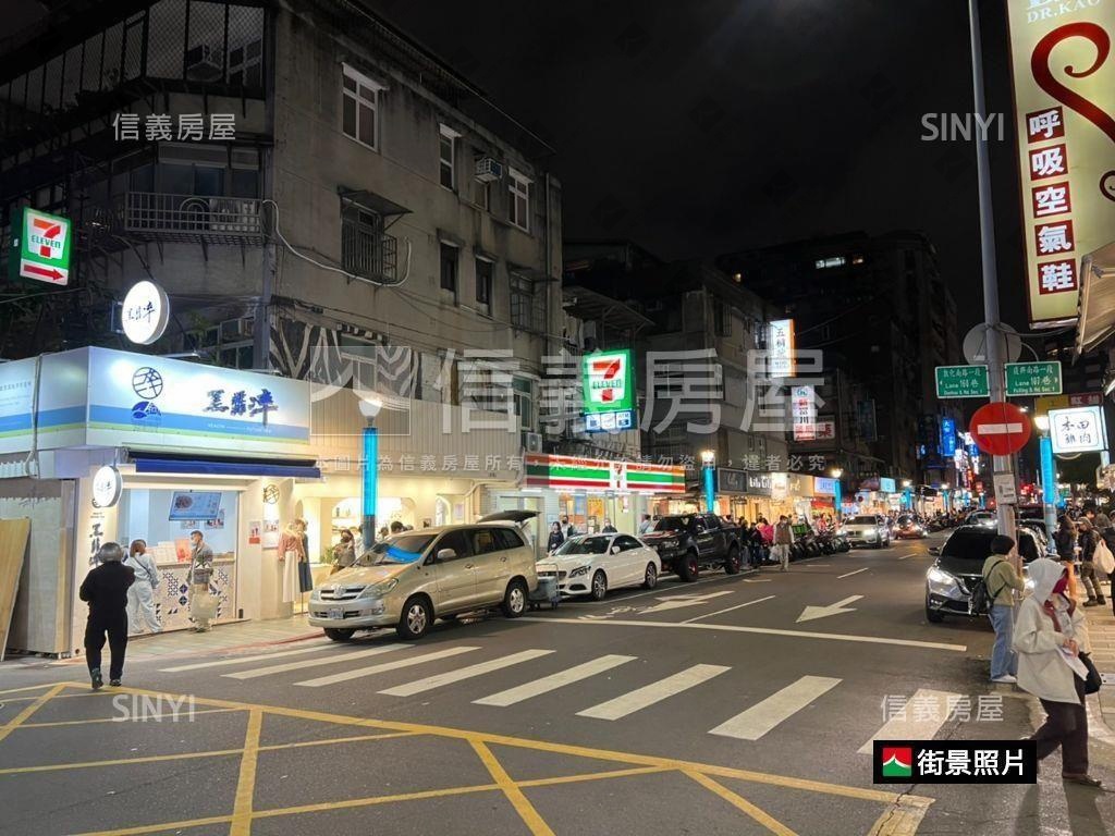 東區靜巷電梯２房房屋室內格局與周邊環境