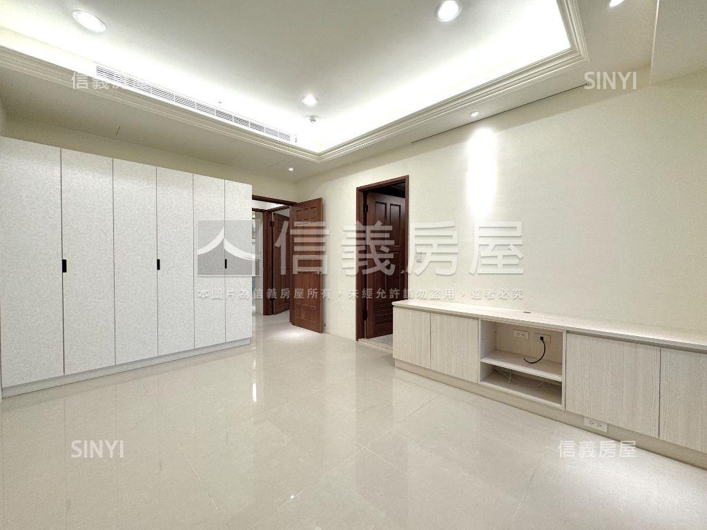 君臨天廈！七期視野雙平車房屋室內格局與周邊環境