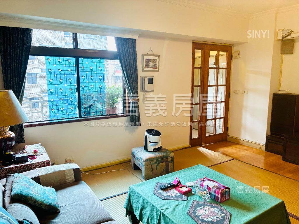 靜心．雙併電梯華廈房屋室內格局與周邊環境