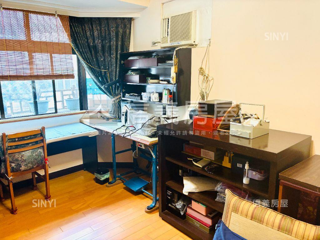 靜心．雙併電梯華廈房屋室內格局與周邊環境
