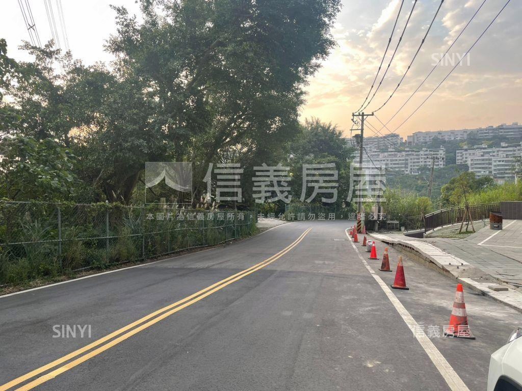 龜山近省道全新挑高廠房１房屋室內格局與周邊環境