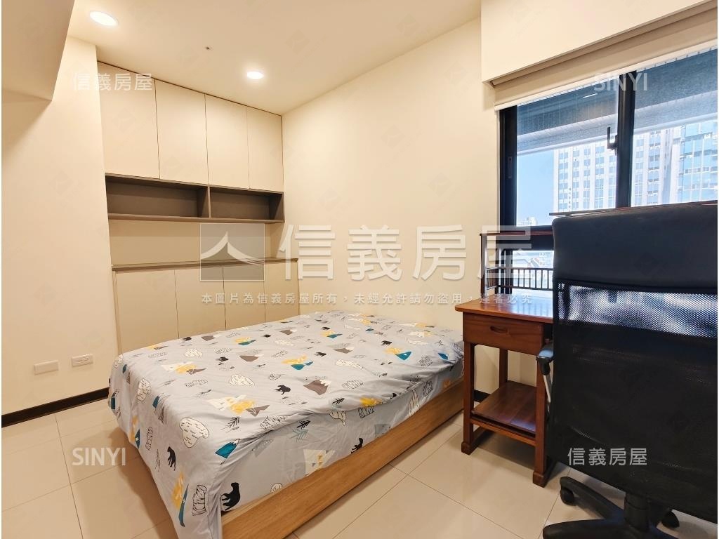 博愛香榭高樓２房車位房屋室內格局與周邊環境