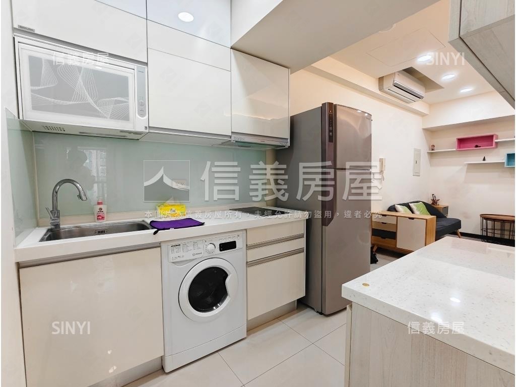 博愛香榭高樓２房車位房屋室內格局與周邊環境