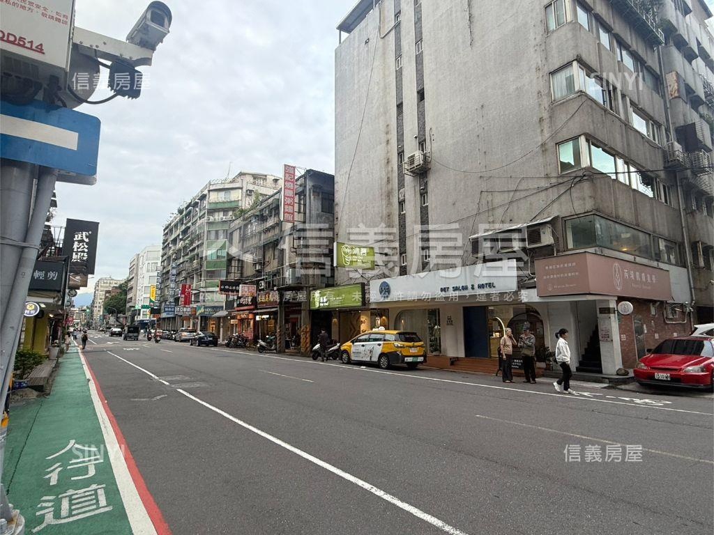 正大安路２樓三角窗店辦房屋室內格局與周邊環境