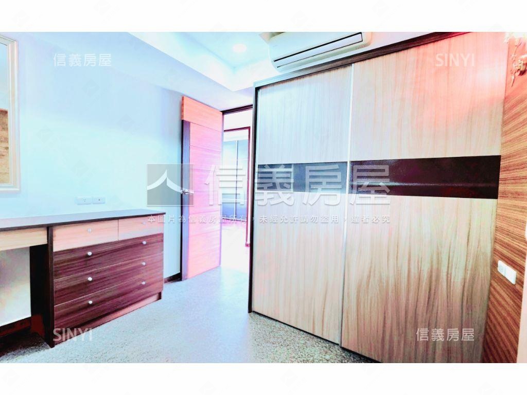 中正＿景觀三房帶車位房屋室內格局與周邊環境