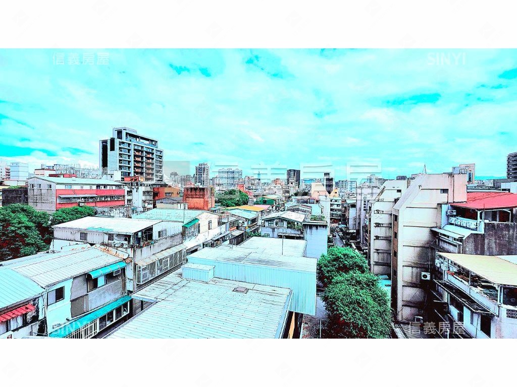 中正＿景觀三房帶車位房屋室內格局與周邊環境