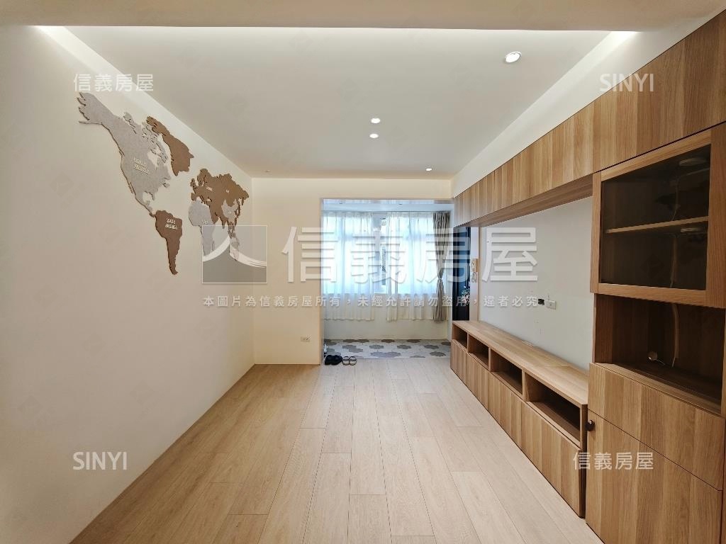 近捷運邊間美寓三樓房屋室內格局與周邊環境