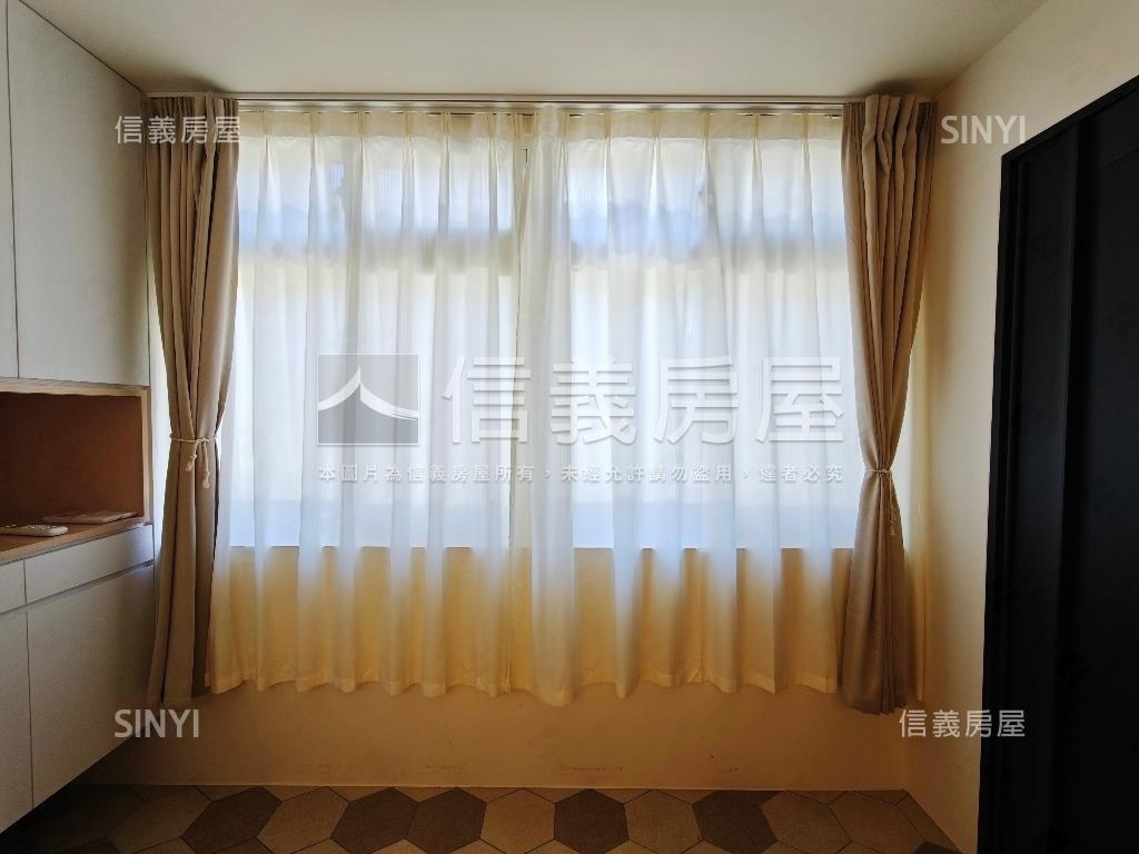 近捷運邊間美寓三樓房屋室內格局與周邊環境