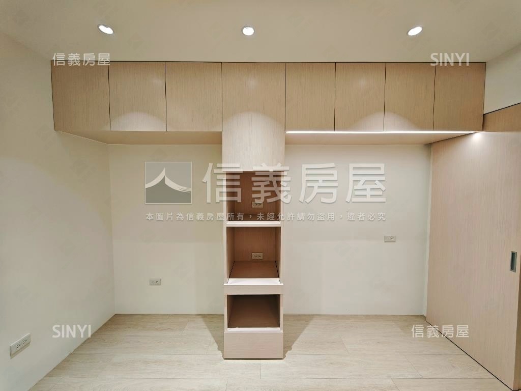 近捷運邊間美寓三樓房屋室內格局與周邊環境