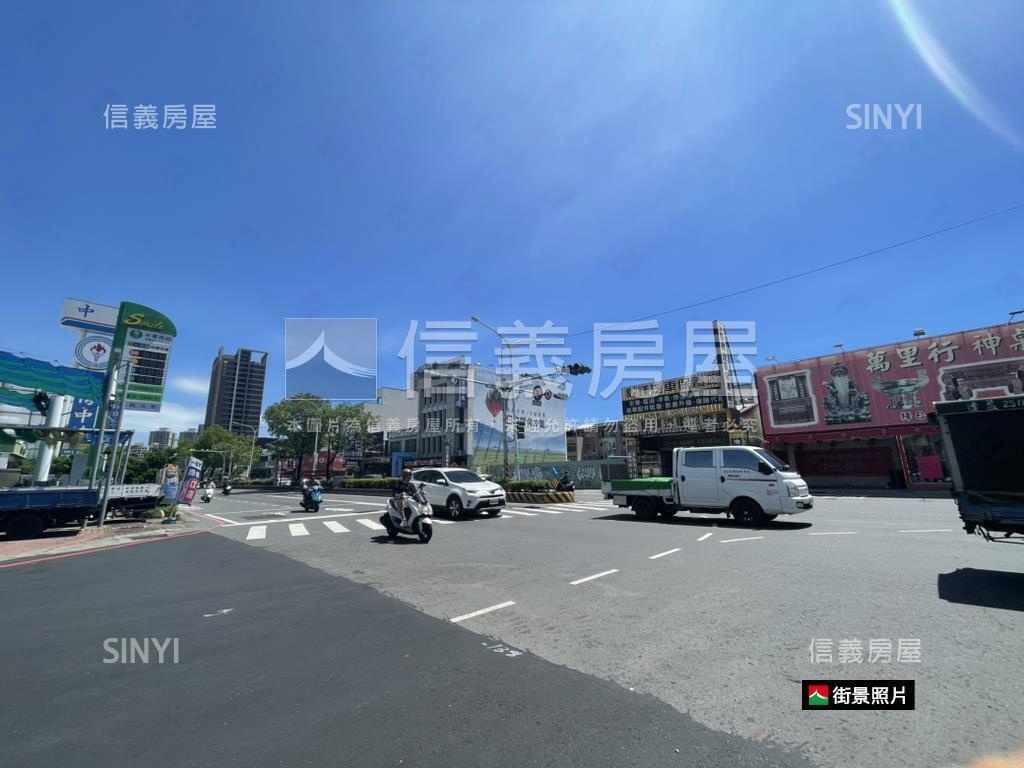 中華北路面寬約１２米金店房屋室內格局與周邊環境