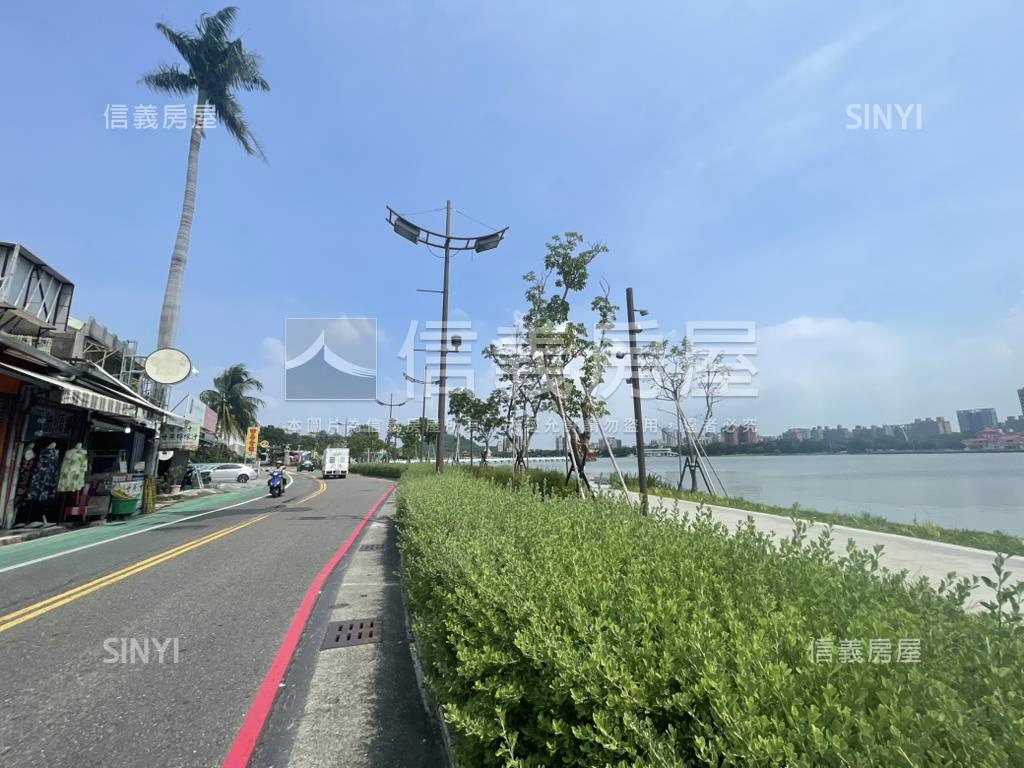 左營大路吃市金透店房屋室內格局與周邊環境