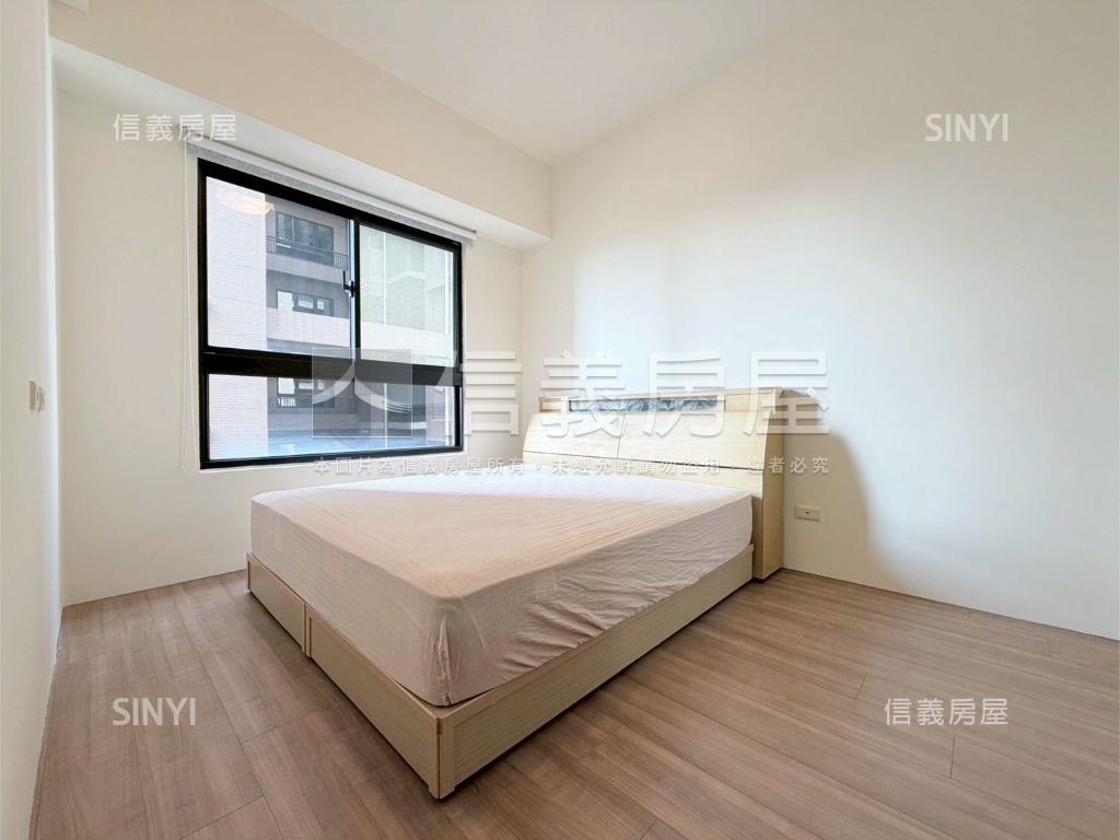 高峰會三房雙車位房屋室內格局與周邊環境