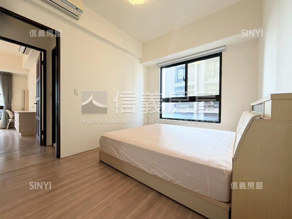 高峰會三房雙車位房屋室內格局與周邊環境