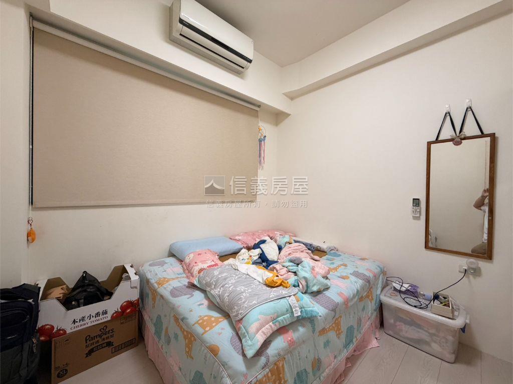 春秋二館稀有大兩房車位房屋室內格局與周邊環境