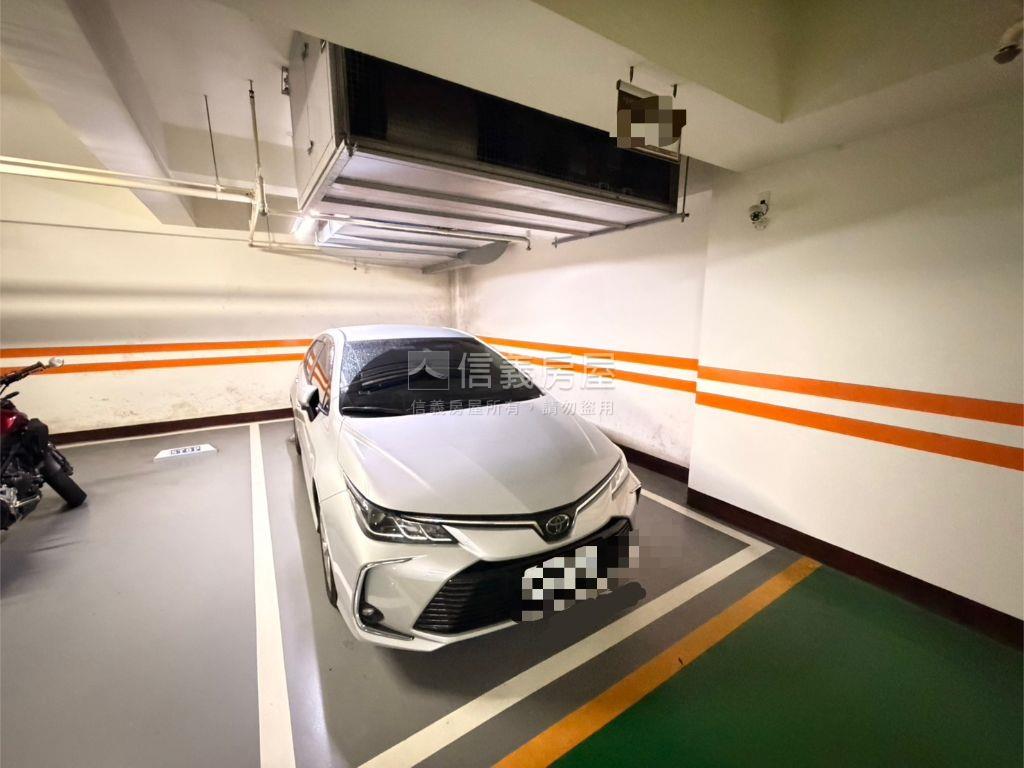 春秋二館稀有大兩房車位房屋室內格局與周邊環境