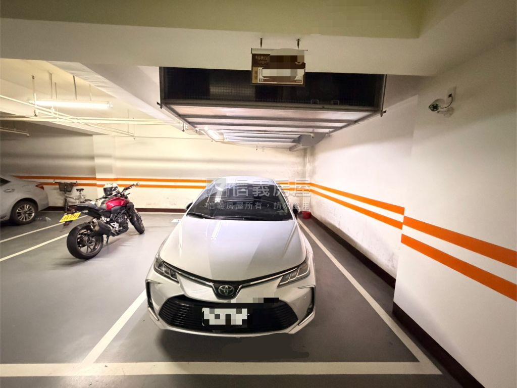 春秋二館稀有大兩房車位房屋室內格局與周邊環境