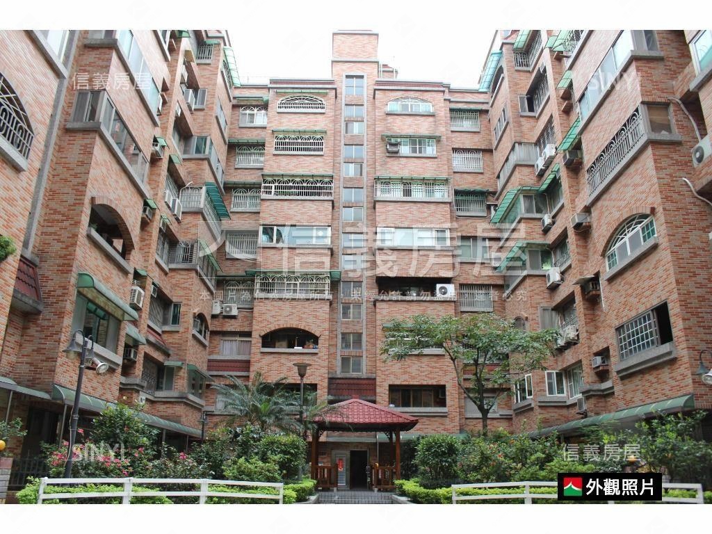 當代純品美裝三房車位房屋室內格局與周邊環境