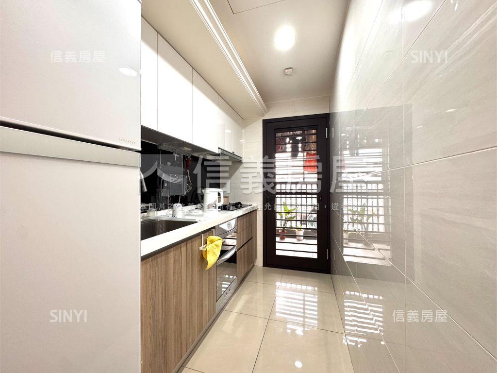 捷運宅耀文心三房平車房屋室內格局與周邊環境