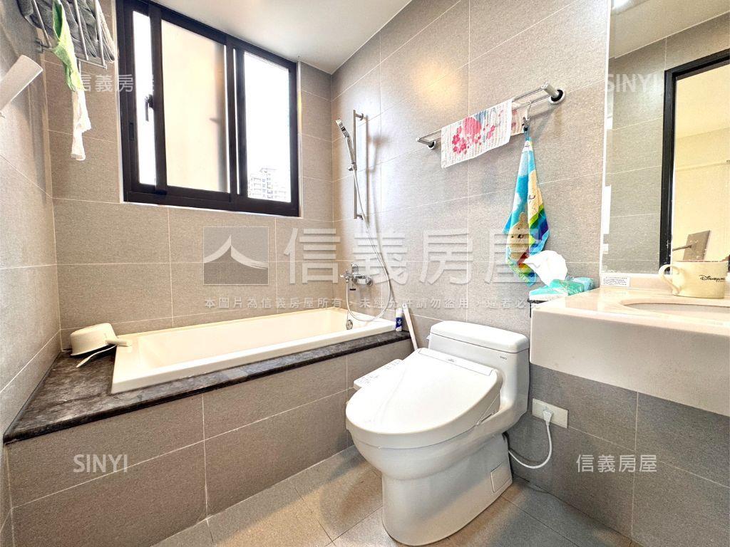 捷運宅耀文心三房平車房屋室內格局與周邊環境