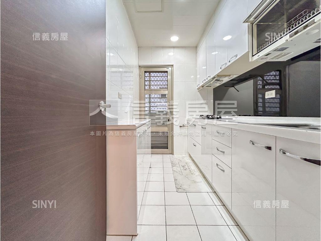 三面採光弘道美寓房屋室內格局與周邊環境