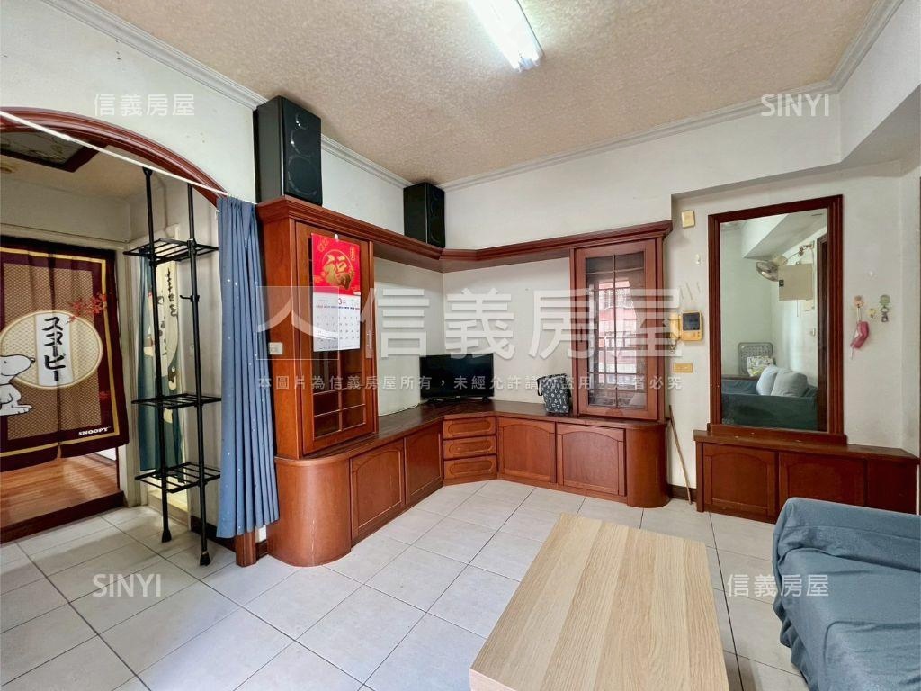 陽台朝東・晨光滿室房屋室內格局與周邊環境