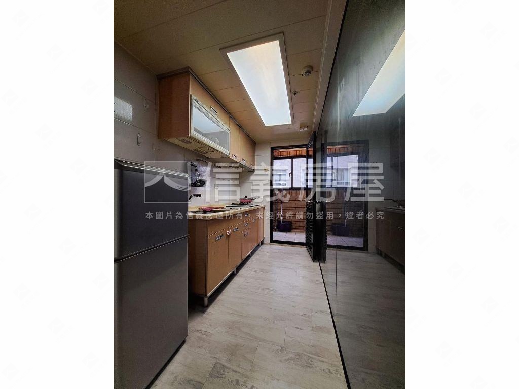 真愛＊春城大砌美屋車位房屋室內格局與周邊環境