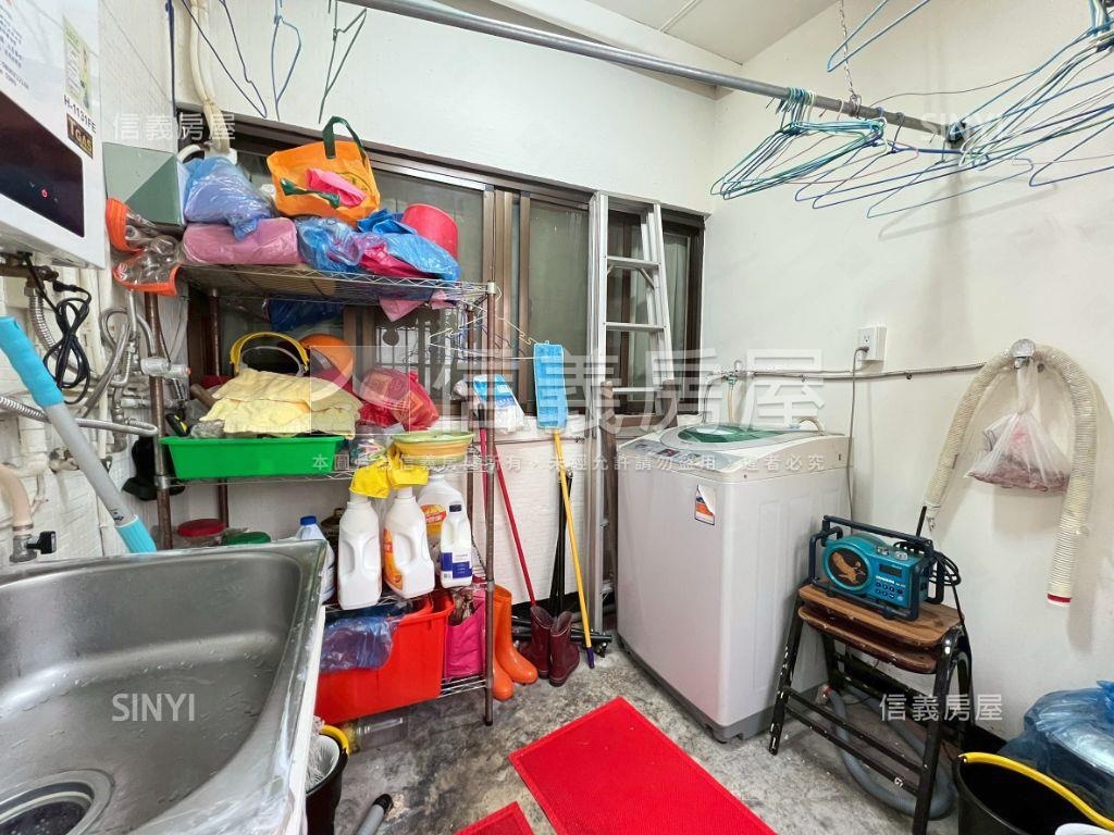 一中商圈一樓大兩房房屋室內格局與周邊環境