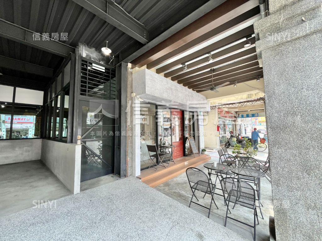 民族路｜商業角窗面寬店面房屋室內格局與周邊環境