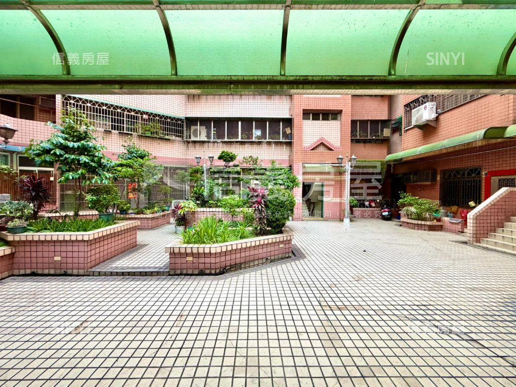 這間住家，不開店有點可惜房屋室內格局與周邊環境