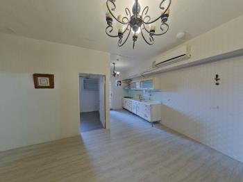 稀有低總價大坪數平面車位