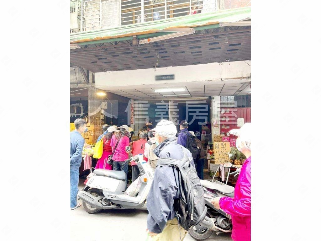 捷運方正一樓金蛇報喜房屋室內格局與周邊環境
