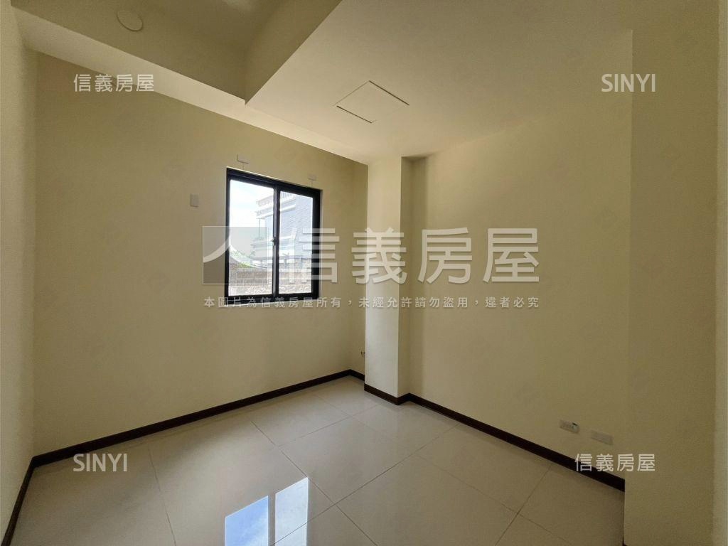 雅典大地稀有別墅房屋室內格局與周邊環境