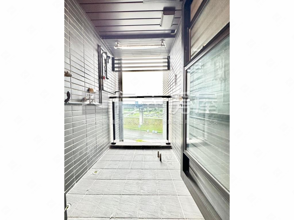 璟銳青＊邊間兩房平面車位房屋室內格局與周邊環境