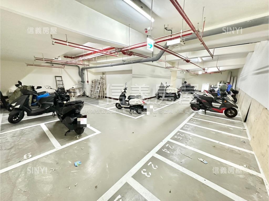 璟銳青＊邊間兩房平面車位房屋室內格局與周邊環境