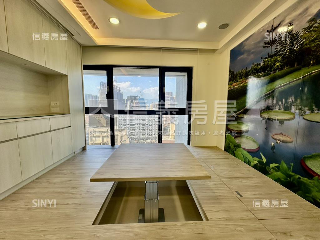 遠眺和煦二房坡平車位房屋室內格局與周邊環境